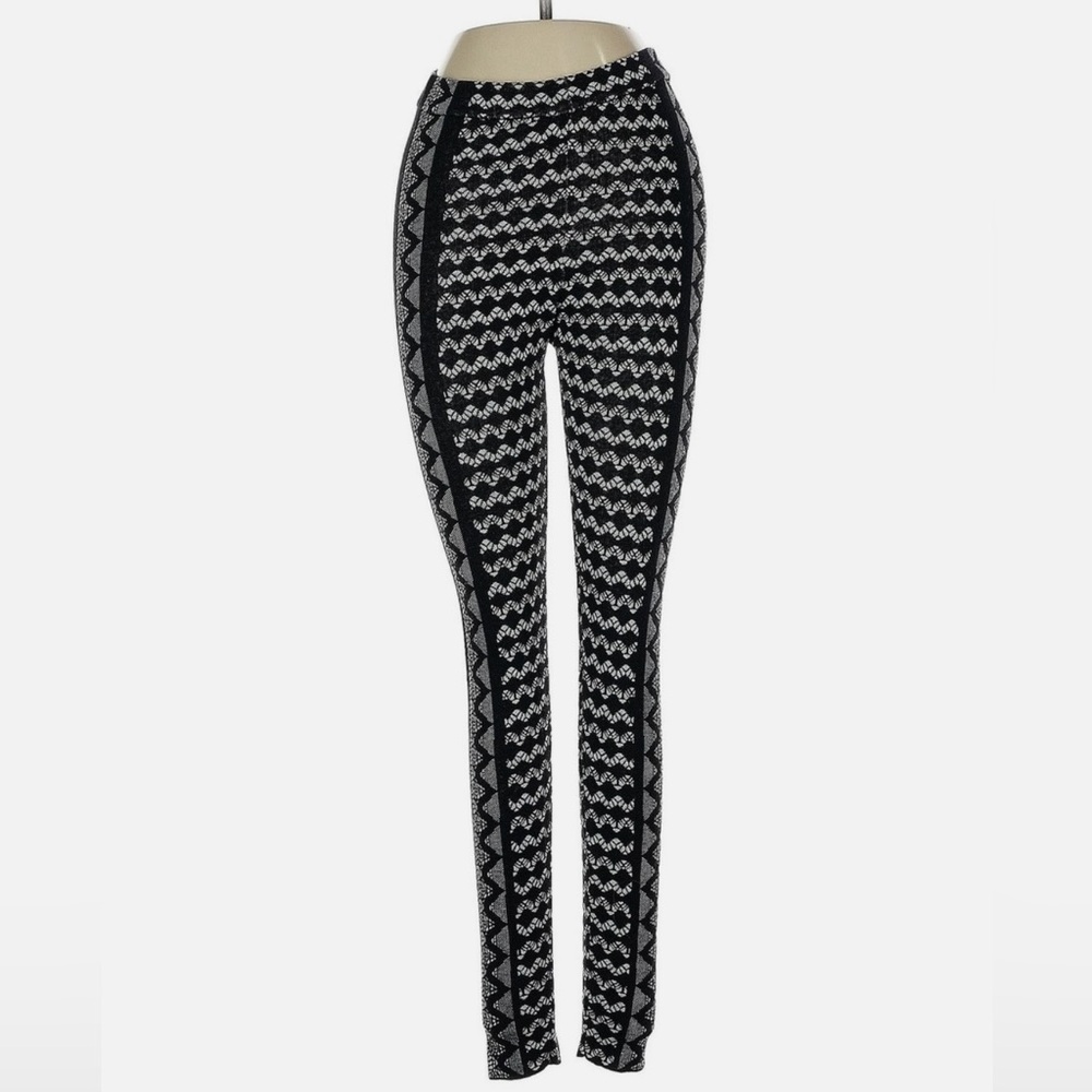 BCBGMAXAZRIA Women’s Black Knit Silk Blend Pants – Size M – Textured Pattern